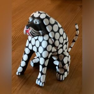 Latin American figurine